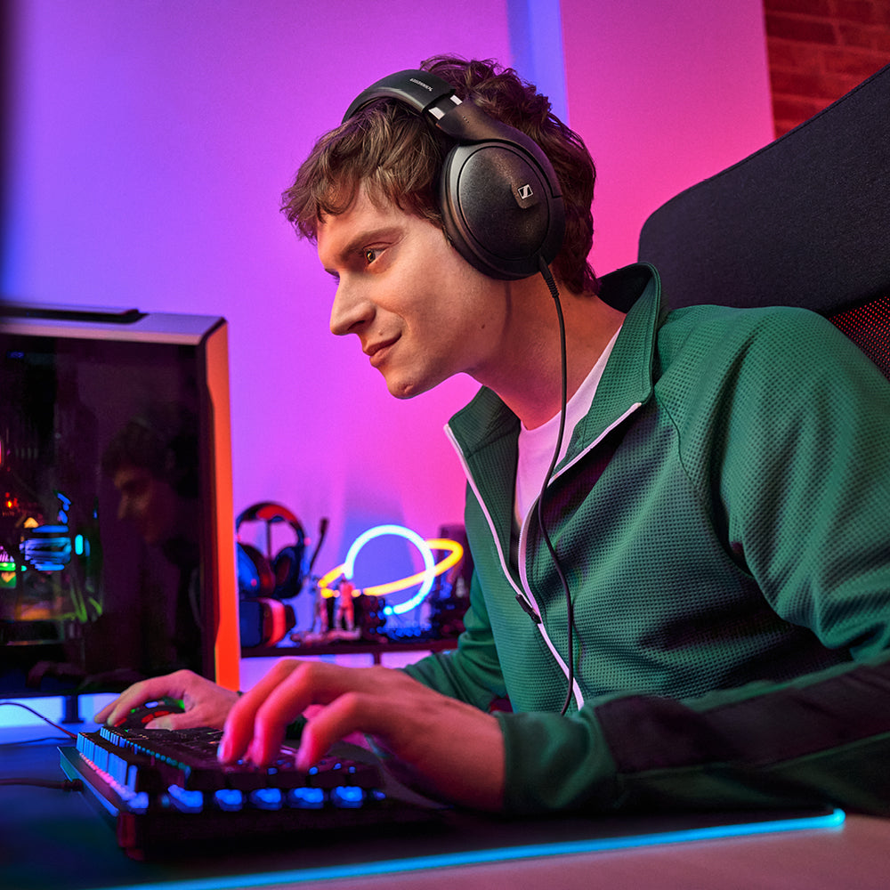 HD 620S Closed Back Over Ear Wired Audiophile Headphones