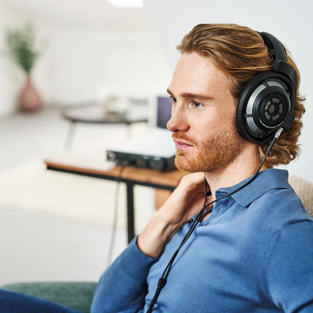 HD 800 S Open Back Over Ear Wired Audiophile Headphones