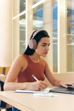ACCENTUM Bluetooth Over-ear Headphones